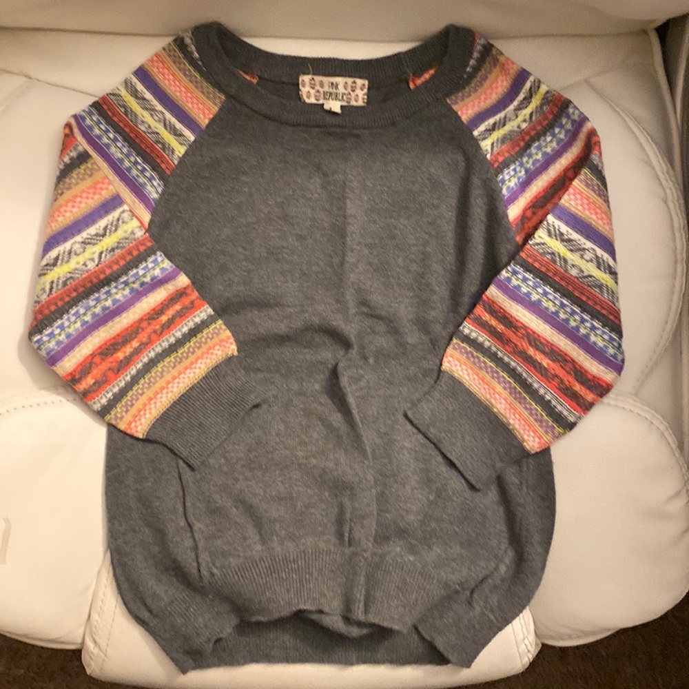 Girls sweater